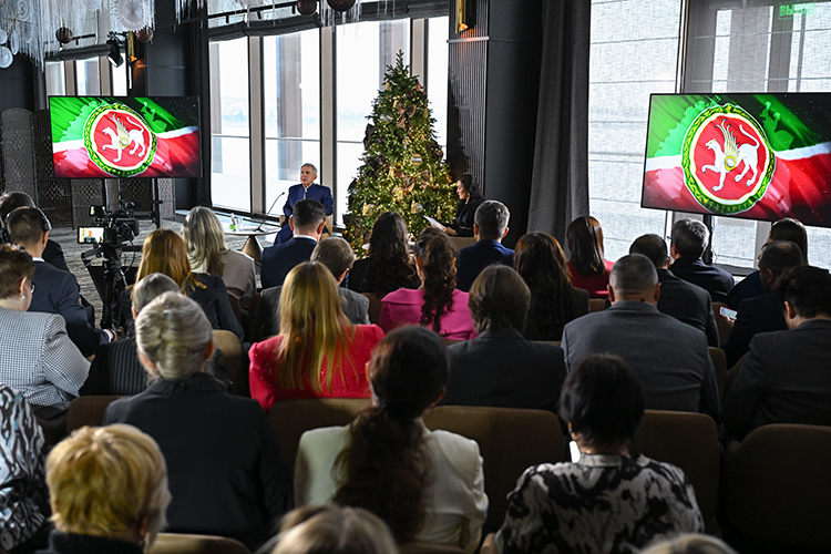 В новом отеле Noble Millennium Panorama прошла традиционная предновогодняя пресс-конференция раиса Республики Татарстан Рустама Минниханова
