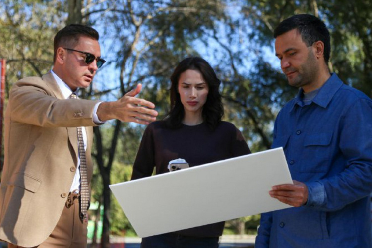 Алина Загитова в сентябре знакомится с ходом строительства центра фигурного катания