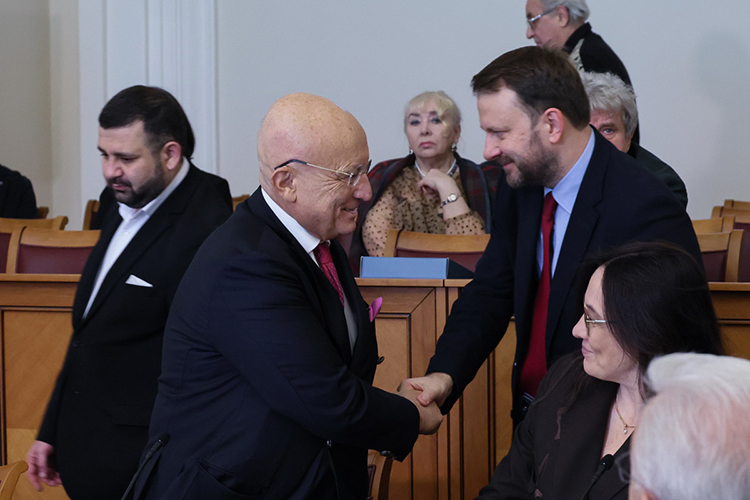 Сергей Караганов: «Когда мы движемся к Сибири, мы движемся к себе домой»