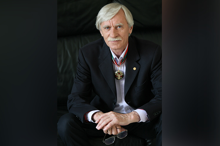 «Для него в работе не было мелочей, и в этом крылся как успех самой компании, так и реализованных компанией проектов. Виктор Степанович был очень дальновидным руководителем»