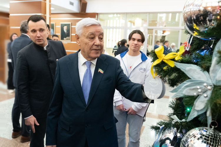 Фарид Мухаметшин о выборах в Госдуму – 2026: «Тех, кто слабоват, особо рекомендовать не будем…»