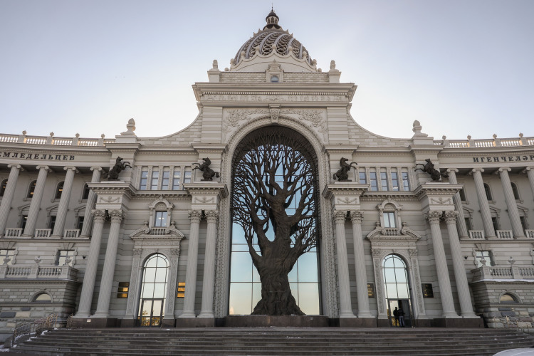 В Татарстане никаких публичных акций или призывов со стороны властей за время голосования не звучало. Но в какой-то момент Казань резко вырвалась вперед. Всего за два дня Дворец земледельцев набрал более 100 тыс. голосов