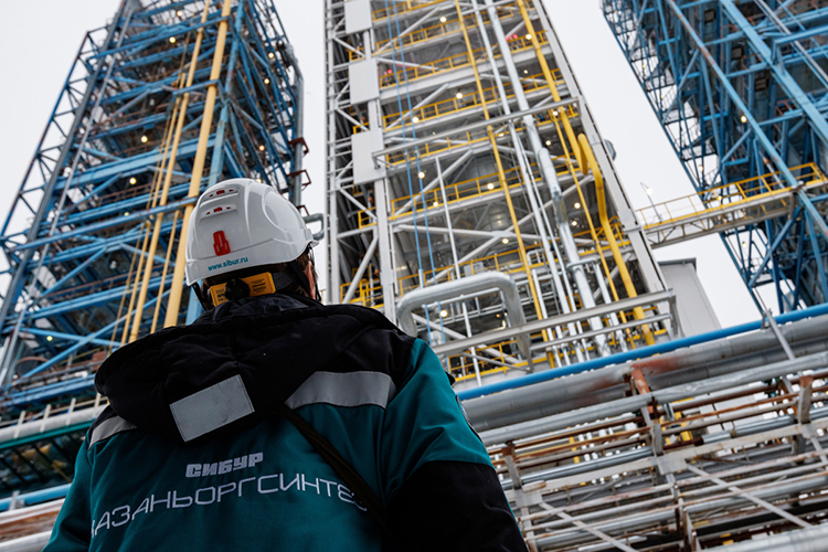 Изменения в численности предприятия определены жизненными циклами крупных организационных процессов: инвестиционной программы, проектов развития инфраструктуры и улучшений условий труда, говорится в сообщении пресс-службы