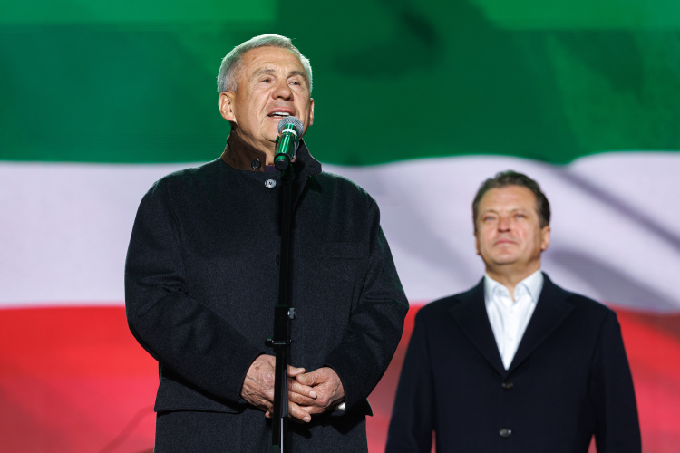 Главное событие года &mdash; выборы раиса Татарстана &mdash; многие просто не заметили, а назвать с ходу всех «соседей» Рустама Минниханова по бюллетеню для голосования сможет далеко не каждый даже среди тех, кто интересуется политикой