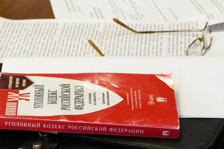 Этот год показал, какой стиль поведения выбирают правоохранители, расследуя резонансные коррупционные дела