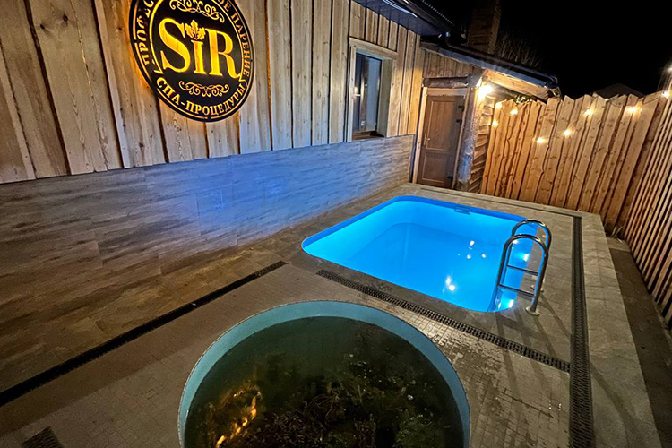 По словам опрошенных владельцев бань, инфляция и рост расходов вынуждает повышать ценники за входной билет в их парные