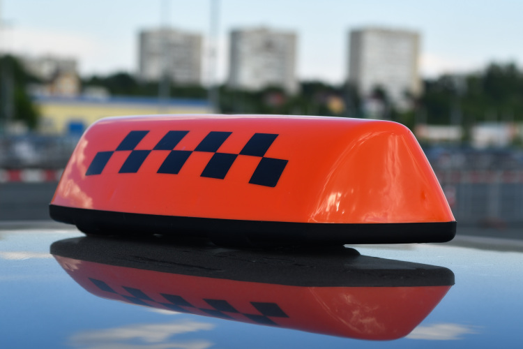 С 1 марта в реестр такси будут включать только автомобили, которые соответствуют установленному уровню локализации или произведены по специнвестконтрактам