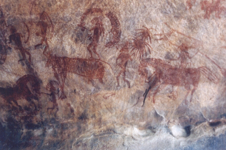 Наскальные рисунки в Индии изображают человека верхом на лошади