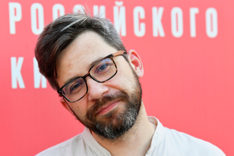 Киноитоги-2025: тренд на мюзиклы и боди-хоррор, «бодрый» Пушкин и феномен «Бати-2»