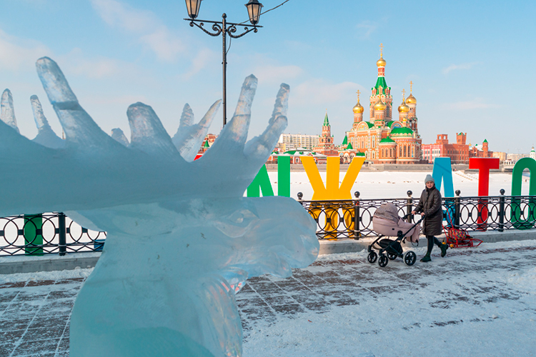 Фестиваль пельменя, «Кубок кристальной трезвости» и «Бал королевы Виктории»: новогодний побег из Татарстана