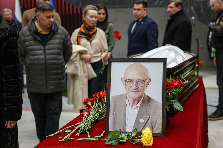 В ноябре в возрасте 98 лет мир покинул один из создателей Конституции РТ &mdash; Борис Железнов