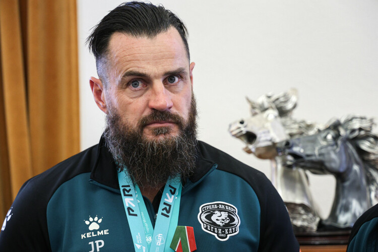 Джей Пи Нил