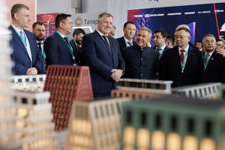 Как заявил вице-премьер Марат Хуснуллин, в этом году на субсидирование ипотечных программ будет потрачено 1,9 трлн рублей (а закладывали 1,2 трлн)