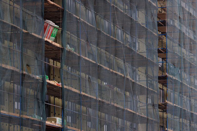 По данным ЦБ РФ, портфель проектного финансирования в стране уже превышает 10 трлн рублей. Это 52% капитала банковского сектора. Это риск. И он растет