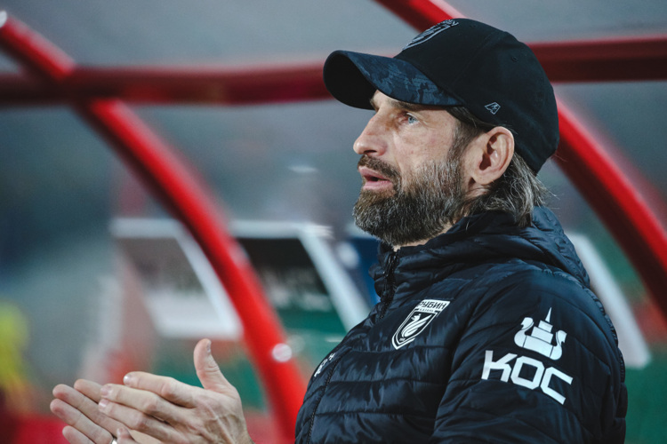 Роман Шаронов