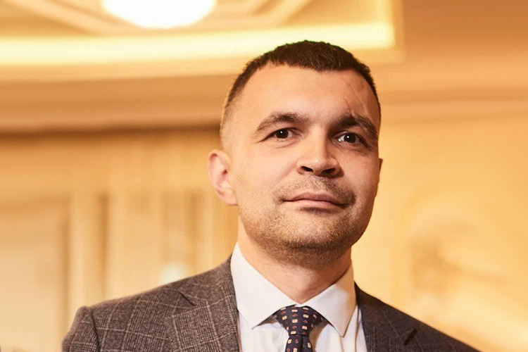 Тимур Уразаев: «Необходимо понимать, что о сальдо в пользу лизингополучателей можно вести речь в среднем только в случаях, когда уплачена хотя бы половина лизинговых платежей. При незначительных платежах говорить о сальдо в пользу лизингополучателя не приходится»