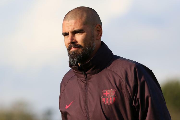 В сборной до 19 лет Артига сменил Виктора Вальдеса