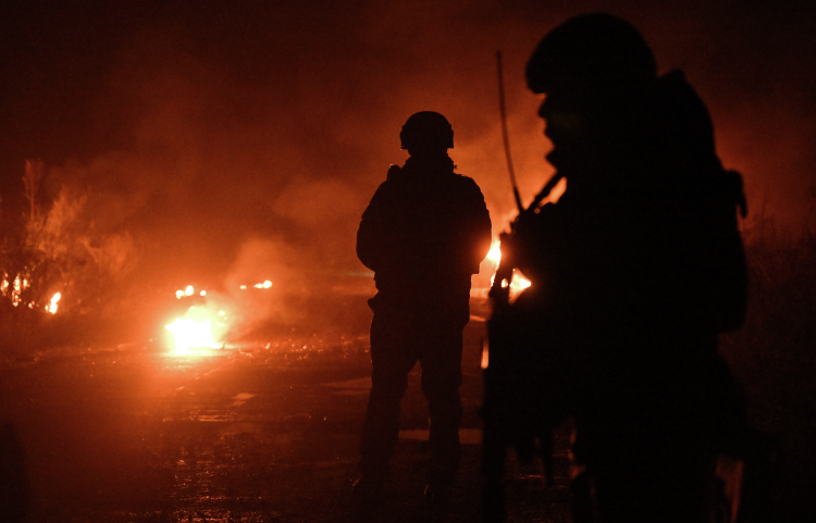 «В общем все довольно хорошо понимают, что одна сторона выиграла, другая проиграла. Весь вопрос только в том, сколько понадобится времени и человеческих жизней, чтобы этот факт в конечном итоге признать»