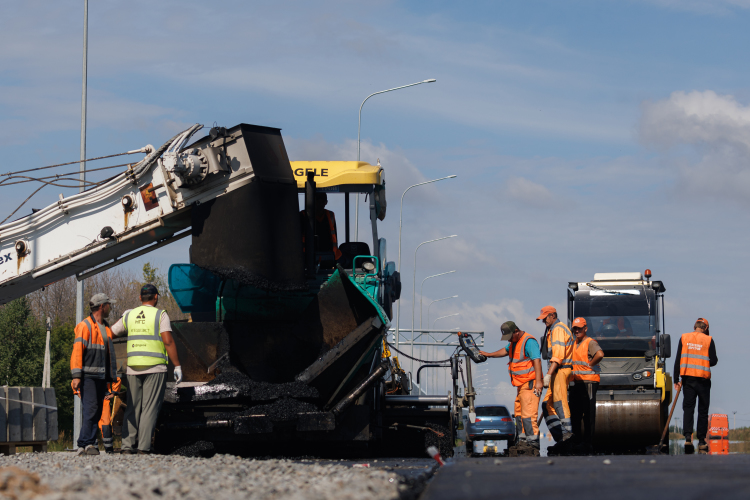 «1 квадратный метр федеральной дороги стоит 20 миллионов рублей. Он, конечно, не стоит столько, поэтому мы разберемся досконально, сколько он стоит»