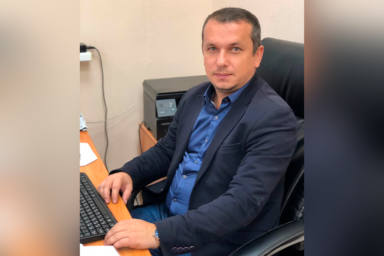 Джигита Кадагазова характеризуют как «адекватного и очень опытного управляющего, который разбирается в том, что делает»