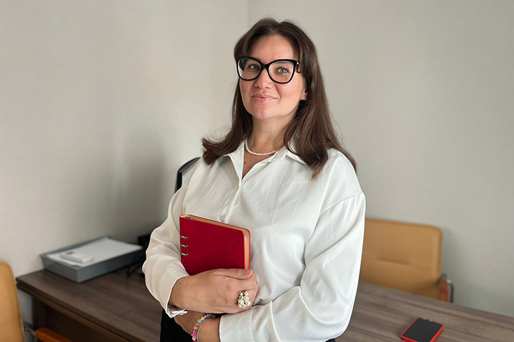 Золотую лигу пополняет арбитражница Алина Хасанова