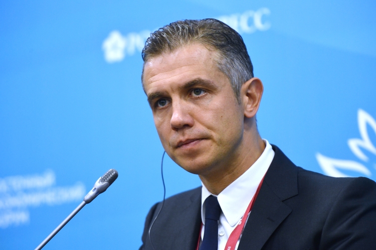 Алексей Калицев: «Машины будут существовать в парадигме очень существенных ограничений со всех сторон. Преодолеть эти факторы без дополнительной господдержки будет крайне сложно. Но рынок живой, динамичный, и в него продолжают верить»