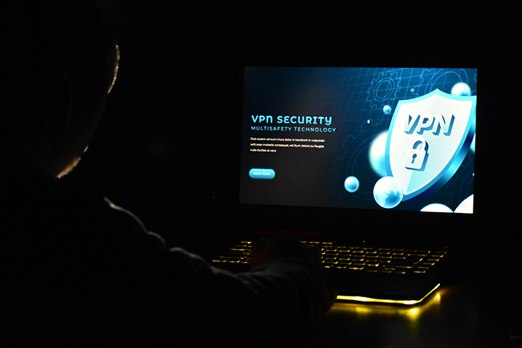 «Если я знаю, что некоторые средства обхода блокировок опасны, воруют данные, могу ли я сказать об этом публично? Нет, это будет считаться рекламой средств обхода»