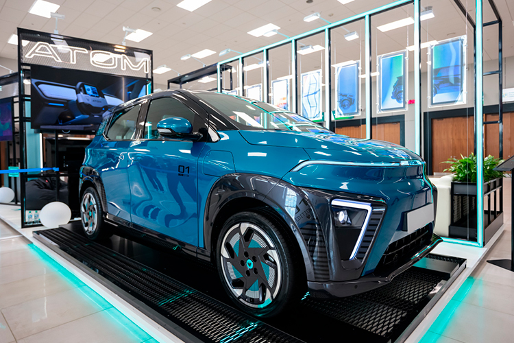 Автомобиль ATOM