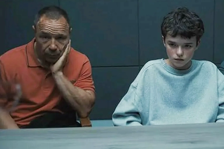 «Переходный возраст» встает в один ряд с другими картинами о травмирующем взрослении, буллинге и токсичной маскулинности