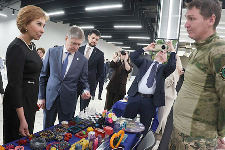 «До бюста на аллее славы!»: что сулит татарстанцам ведомство Зариповой