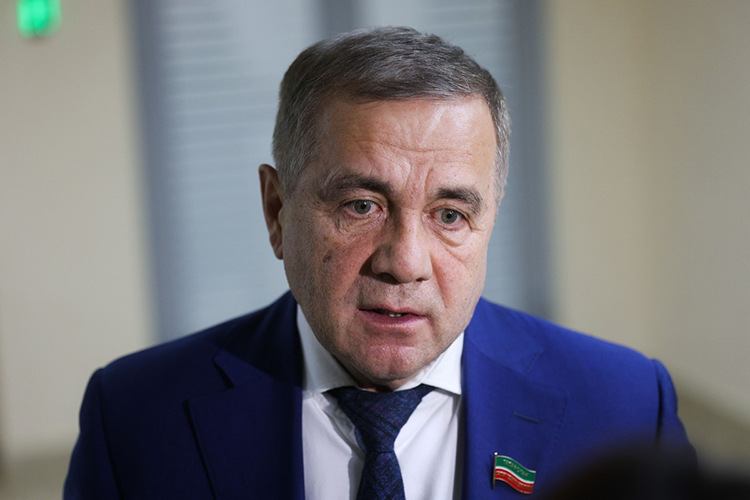 Как объяснил Рифнур Сулейманов, рост потребления электроэнергии в Татарстане связан с увеличением спроса со стороны нефтедобывающих, нефтеперерабатывающих и нефтехимических предприятий