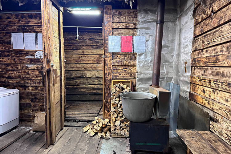 «После этой бани идем к соседям»