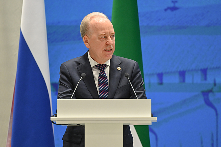 Общественная палата &mdash; главный институт гражданского общества республики, отметил Терентьев, выйдя за трибуну