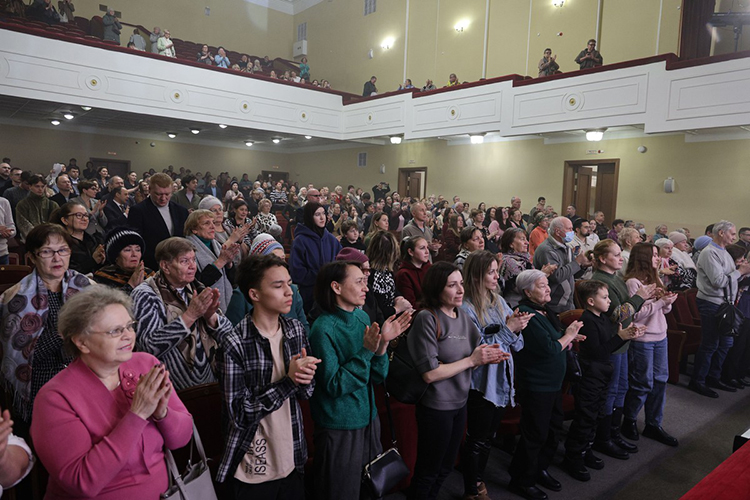 «Это делается для того, чтобы мы помнили каждого, кто погиб. Будь это или в Великую Отечественную, или в любую другую войну в современной России»