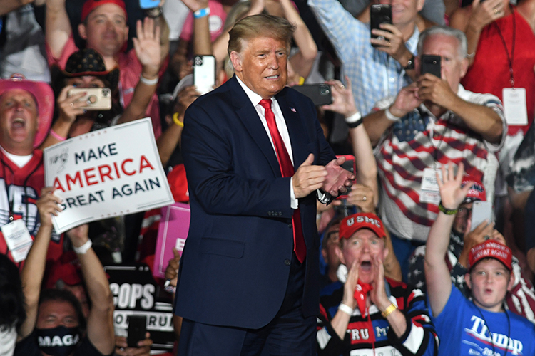 «За Трампом стоит очень мощная нейросетка, которая дает свой план действий»