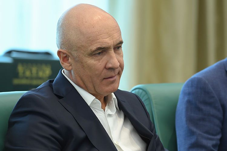 «Татавтодор» во главе с Айратом Шаймиевым в 2025-м законтрактовался на 21,8 млрд рублей