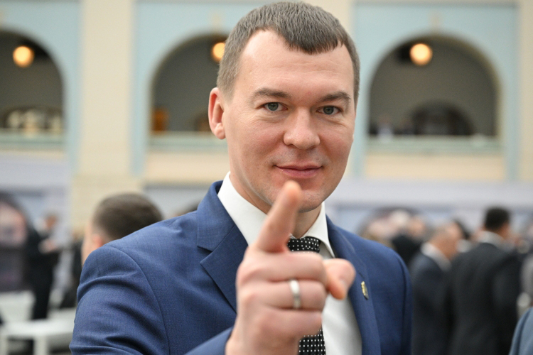 Михаила Дегтярева прямо сейчас можно назвать самым важным человеком в проекте: без его участия игры не продвинутся ни в Москве, ни в Джидде