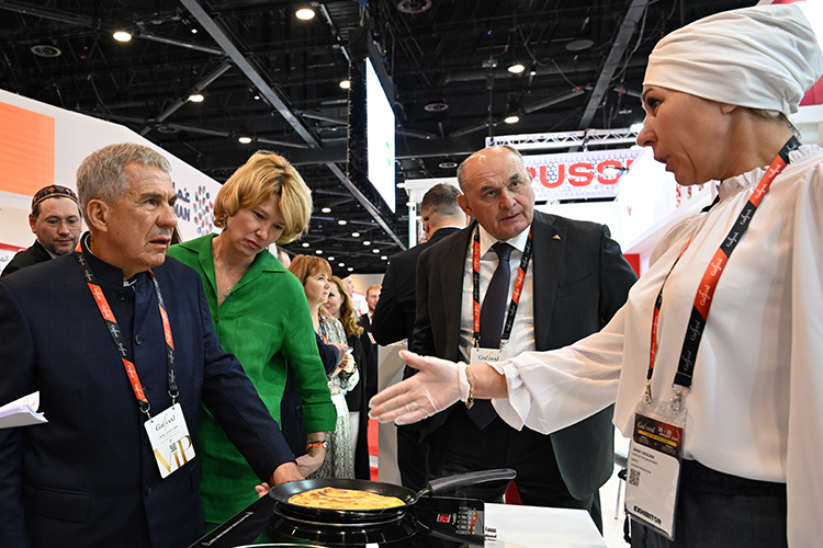  На площадке Gulfood можно было встретить генерального директора АО «Холдинговая компания «Ак Барс» Ивана Егорова 