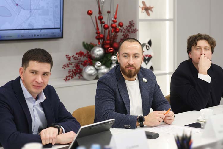 Наиль Галеев: «Статус нашего города сильно вырос, и это чувствуется на уровне требований и амбиций. Поэтому для топовых архитекторов Казань сегодня не «шабашка в регионе», а витрина: здесь можно сделать заметный проект, который увидят профессионалы по всей стране и который потом становится ориентиром»