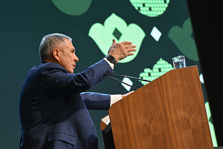 Раис РТ на итоговой коллегии обратил внимание на явную нехватку общественных точек Wi-Fi в Татарстане