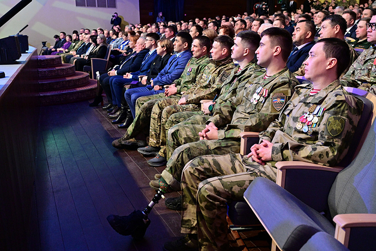 Пора определяться с мемориалами, посвященными героям СВО. Нужно начать работу по их проектированию и определить источники финансирования для их создания