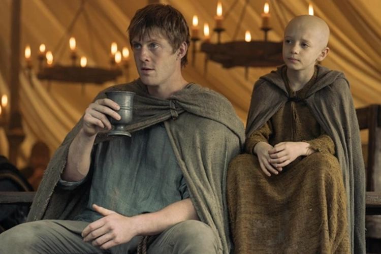 Рыцарь веселого образа: каким получился приключенческий приквел «Игры престолов»?