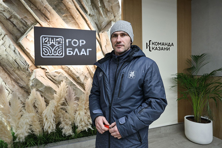 Руководитель автотранспортной службы «Городского благоустройства» Станислав Лукоянов: «Все ребята сейчас работают без выходных. Кто не может, говорит: «Устал, все», &mdash; мы отпускаем»