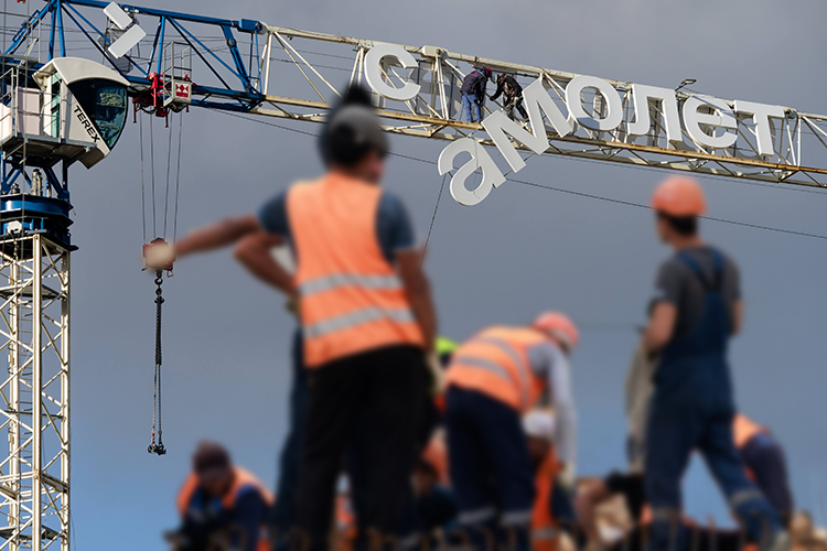 Первый на вылет: «Самолет» с долгами в 350 миллиардов запросил помощи – в Казани у него два ЖК