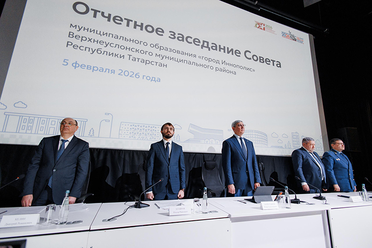 В Иннополисе накануне состоялось отчетное заседание совета депутатов города &mdash; впервые с новым главой, пока в статусе врио, Ильдаром Хуззятовым