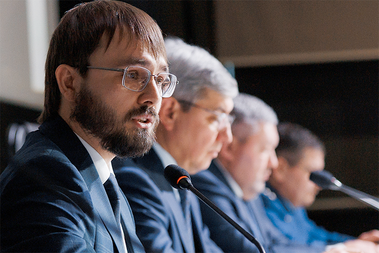 Мэрия Иннополиса презентовала цифровой двойник города. Это 4D-модель Иннополиса на основе лидарного сканирования и аэрофотосъемки. «Ключевые функции &mdash; это работа с инцидентами, мониторинг проблем на единой карте города с доступом к описанию геолокации», &mdash; рассказал Хуззятов