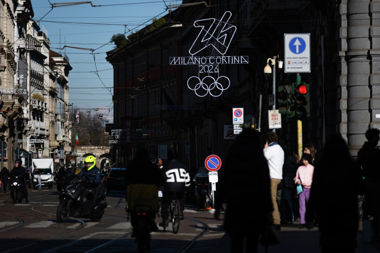  <span style="color: rgb(36, 36, 36);">Туристов не то чтобы много </span>