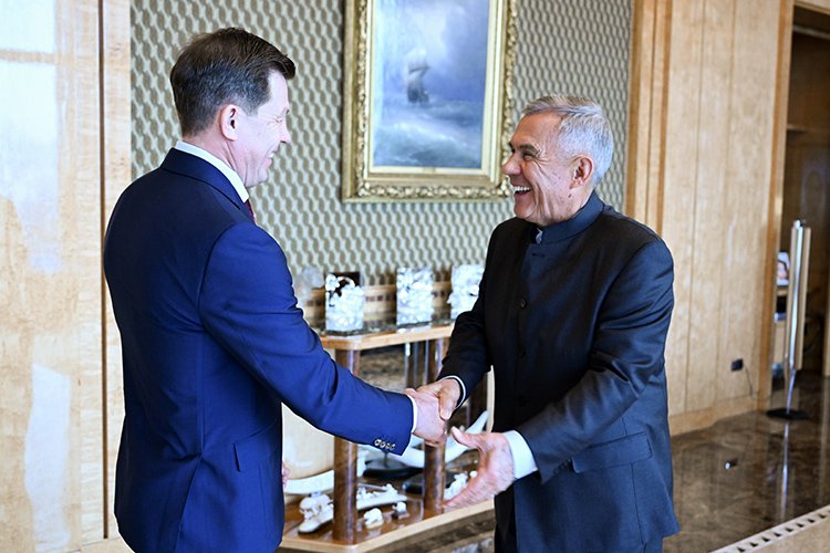 Глава Союза биатлонистов России Виктор Майгуров на неделе прилетел в Казань и встретился с раисом РТ Рустамом Миннихановым