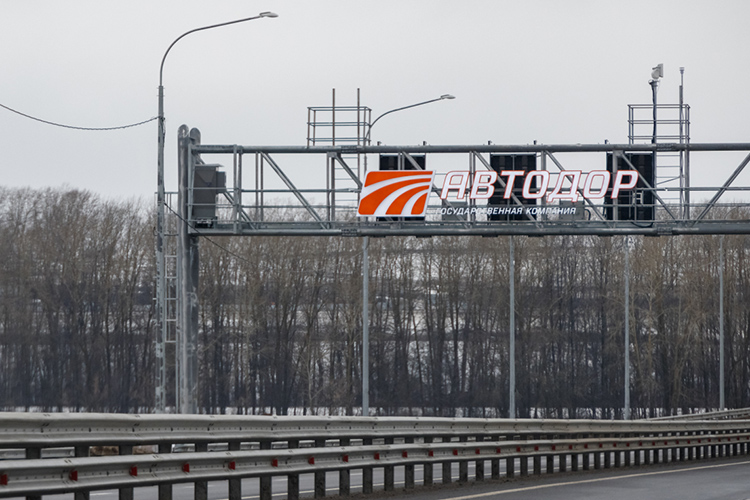 СК «Автодор», судя по сайту компании, учредили в 2020 году под амбициозный проект строительства скоростной трассы М12, которую надо было возвести в рекордно короткие сроки