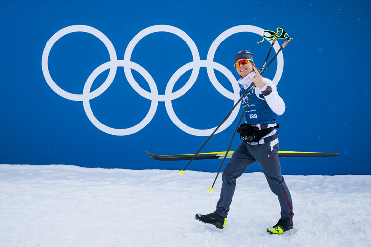 Татарстанский лыжник чуть не взял олимпийскую медаль: судьи простили француза, срезавшего дистанцию